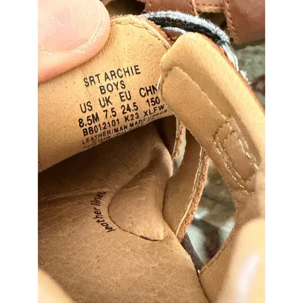 Stride Rite SRT Archie Sandal Size 8.5 Brown Leather Closed Toe Harper Fisherman